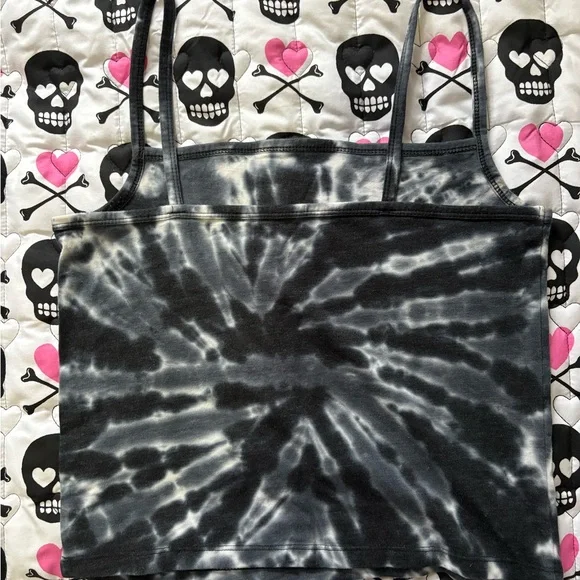 Hot Topic Bride Of Chucky Face Tie-Dye Girls Strappy Tank Medium - Picture 2 of 3